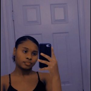 Meet your Posher, Dabria